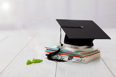 中央財經(jīng)大學在職研究生證書含金量 中央財經(jīng)大學在職研究生證書含金量